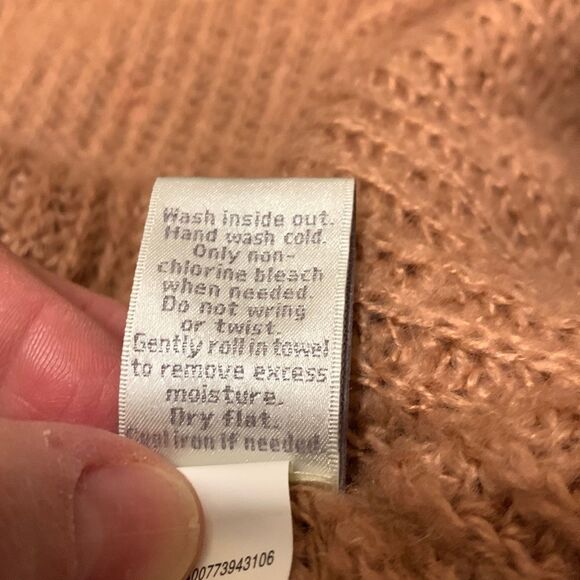 2️⃣0️⃣% Lauren Conrad | Women’s Sequin Flower Bell Sleeve Rust Orange Sweater - Picture 12 of 12